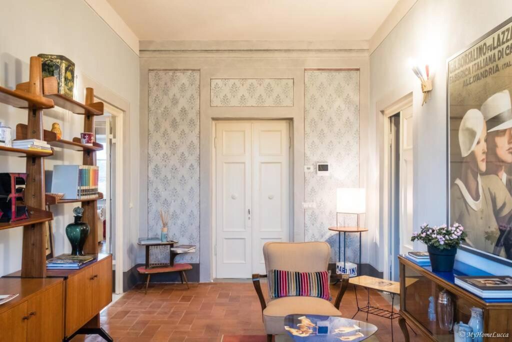 Casa Maria - Attico Di Lusso Vicino Alle Mura Лукка Экстерьер фото
